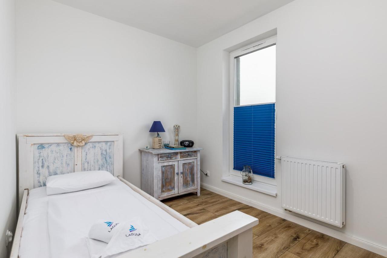 Green Square Apartment With Balcony Swinoujscie By Noclegi Renters Bagian luar foto