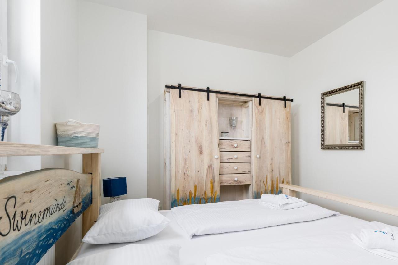 Green Square Apartment With Balcony Swinoujscie By Noclegi Renters Bagian luar foto